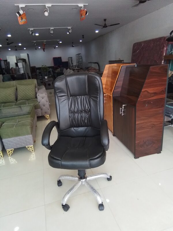 Boss Chair